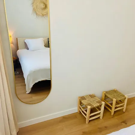 Bazee Apartment